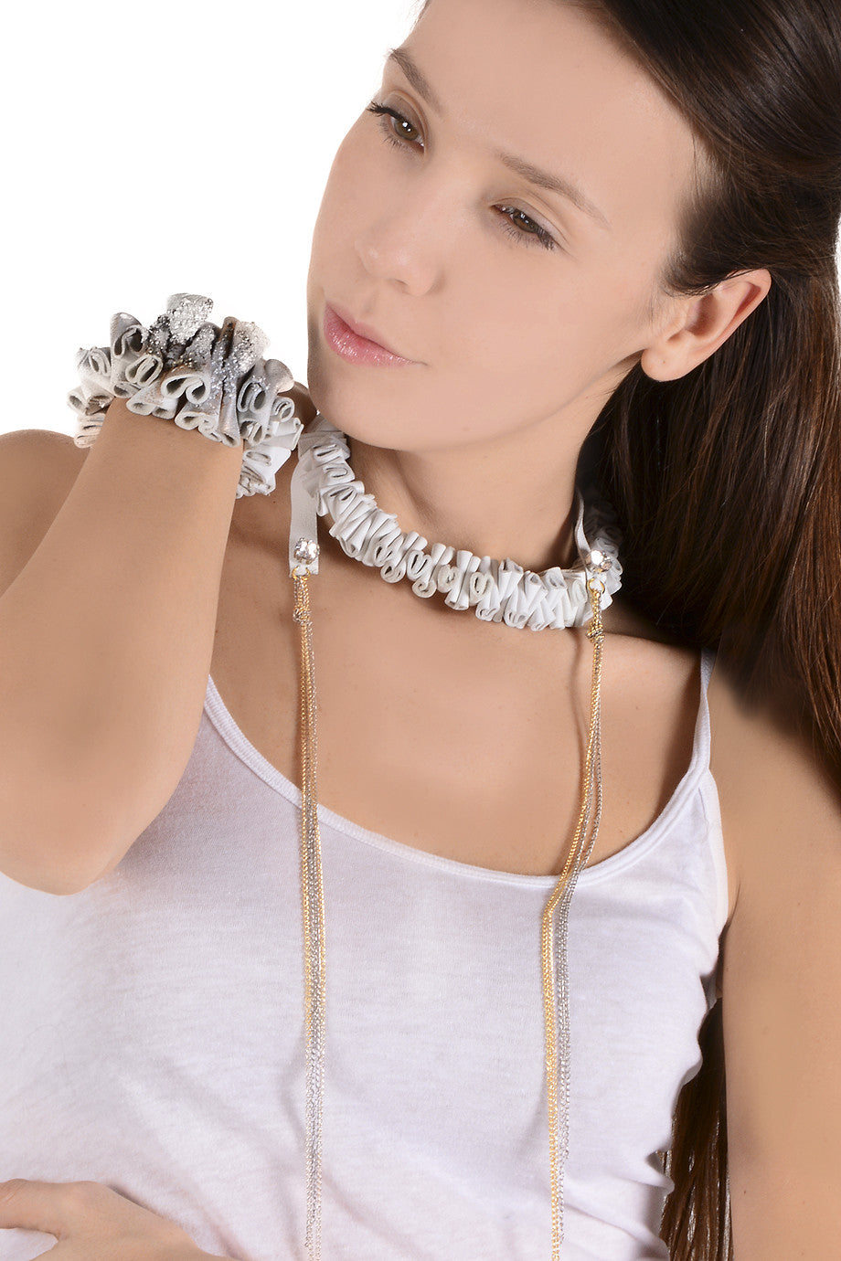 Δερμάτινο Κολιέ Τσόκερ με Αλυσίδες - Eleanna Katsira | Κοσμήματα