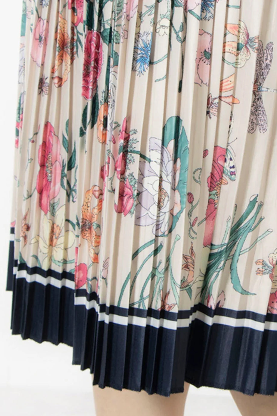 Evelyne Kleid mit Stricktop und Plissierter Rockpartie